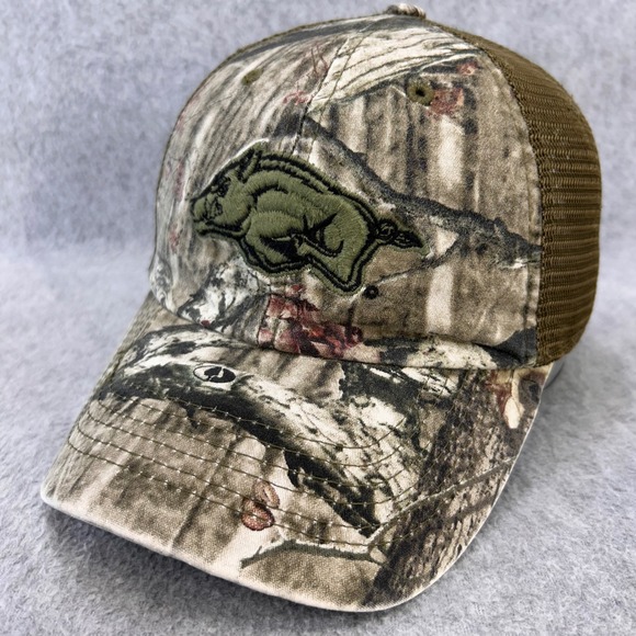 Top of the World Other - Arkansas Razorbacks Mens Camo Top of the World Trucker Hat Snapback OSFA
